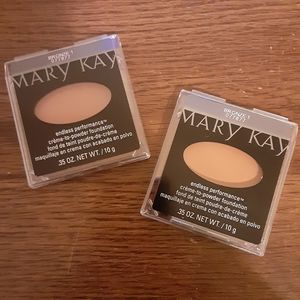 TWO MARY KAY Endless Performance® Crème-to-Powder Foundation Bronze 1